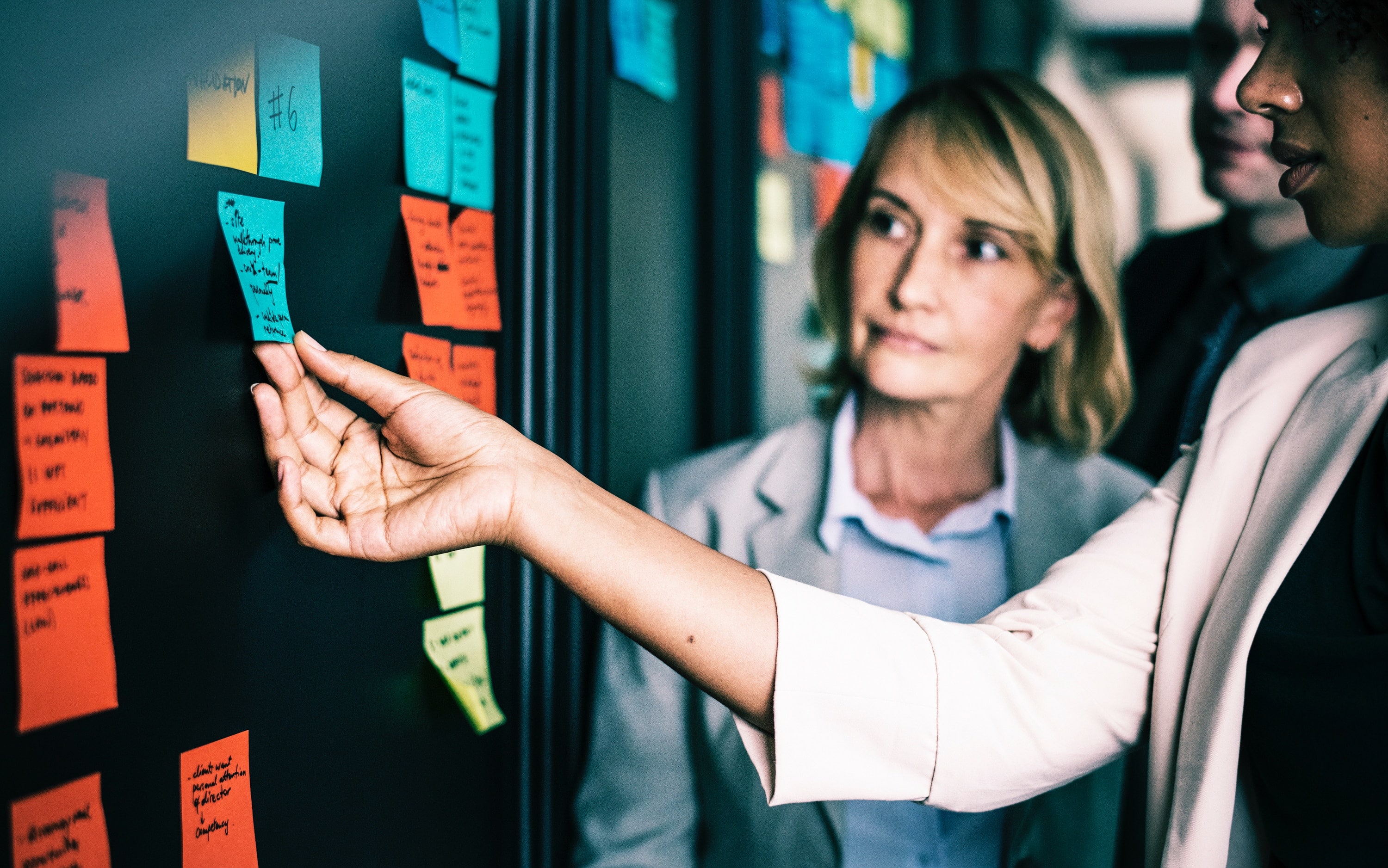 Le leadership au féminin, un RDV toutes femmes, toutes communicantes et com-ent