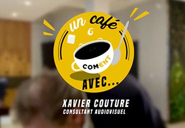 UN CAFÉ AVEC